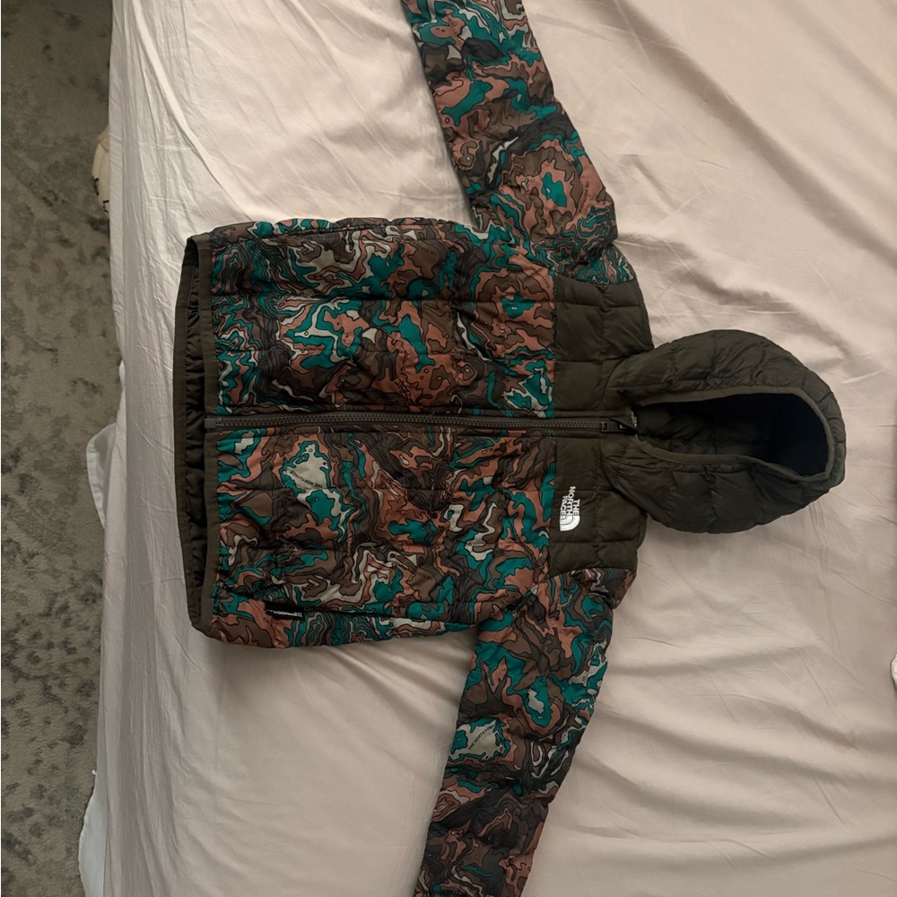 The North Face Kids Multicolor Camouflage Puffer Jacket